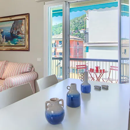 Giulia 2 - * Levanto