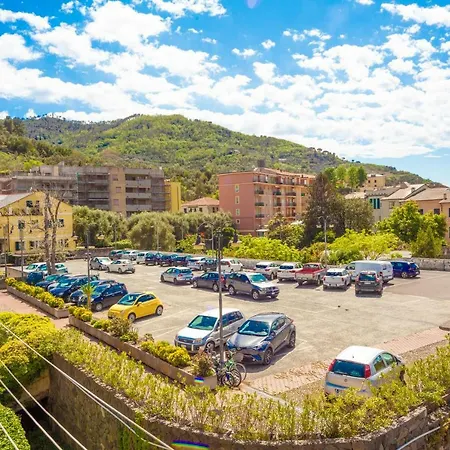 Giulia 2 - Levanto