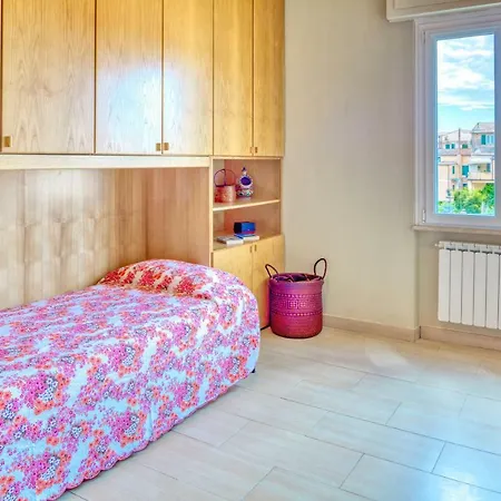 Giulia 2 - Apartment *